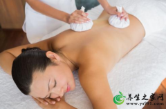治疗痛风性关节炎的药液热敷法_关节炎热敷方法