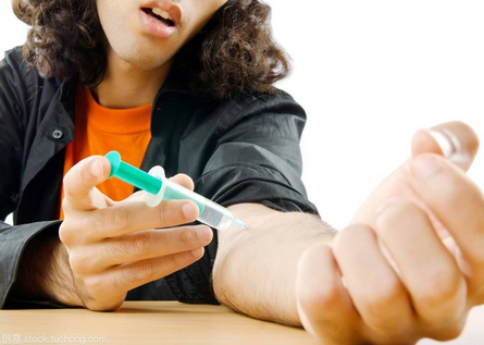 打针总比吃药强吗？打针一定比吃药效果好吗？