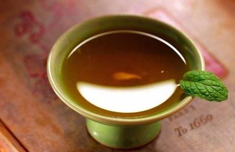 桑叶菊花杏仁的作用功效_桑叶菊花杏仁泡水茶的做法