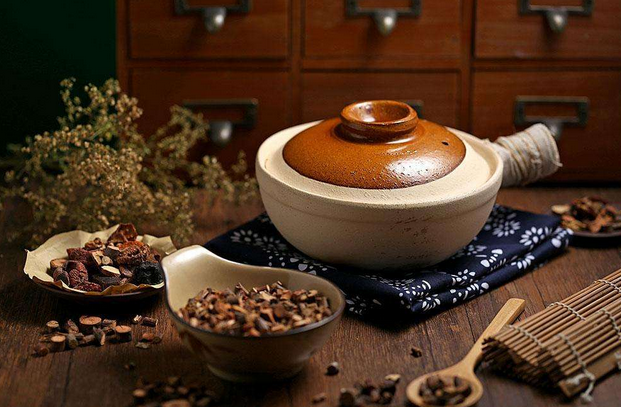 大黄与芒硝泡水的作用与功效