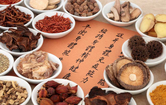 治疗痞证、胃脘痛的中药有哪些？