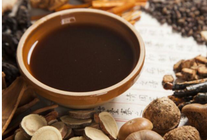 散偏汤合赵锡武治三叉神经痛方偏头痛(血管紧张性头痛)医案