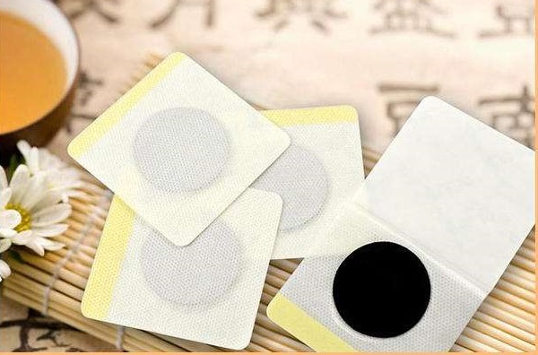 乳痈用中药贴敷管用吗？贴敷疗法中药方与效果、注意事项