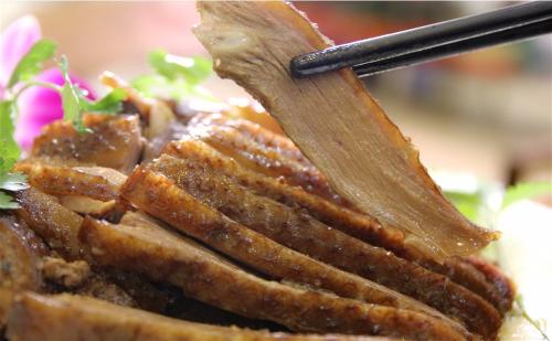 鹅肉的食疗功效和作用_鹅肉的养生保健食谱