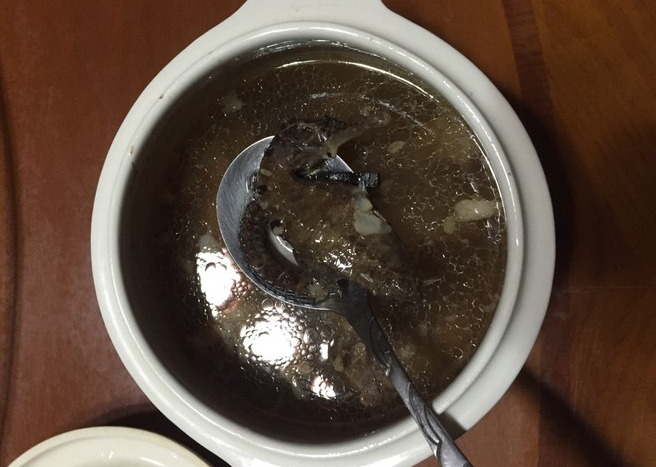 茹十眉丹蒲金铃子散治疗慢性萎缩性胃炎医案