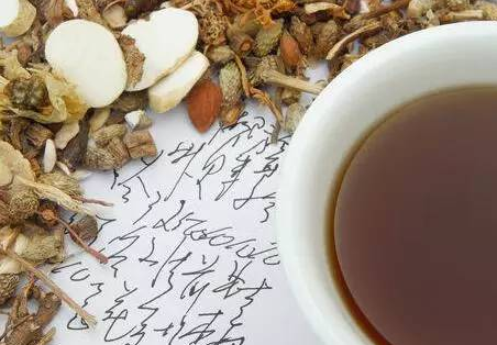 姜春华三消汤治疗消渴医案