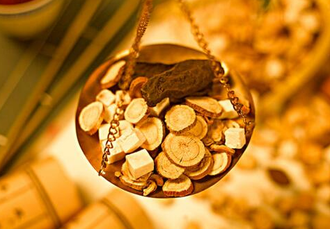 查丽加味参芪汤治疗冠心病医案