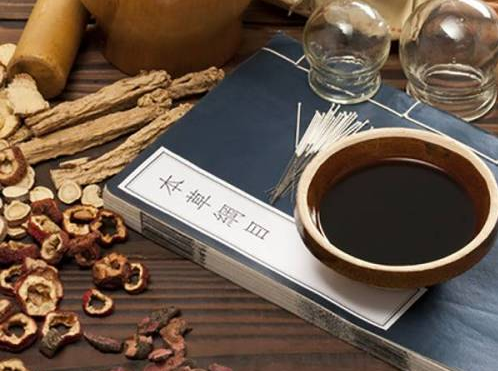 莫成荣升率汤治疗肝心律失常医案