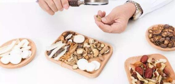 阎伯伍加味失笑散治疗痛经医案