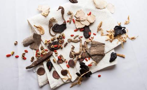 李邦阔丹参镇定汤治疗高血压并发眩晕医案