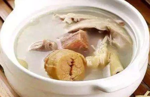 狄丹自拟增液排石汤治疗胆结石医案