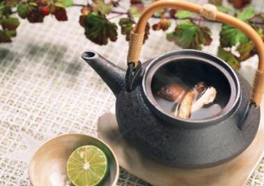 金匮要略栝楼薤白白酒汤方原文、配方组成与方解