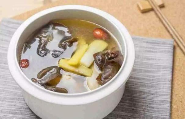 陈景河丁香柿蒂汤治疗呃逆医案