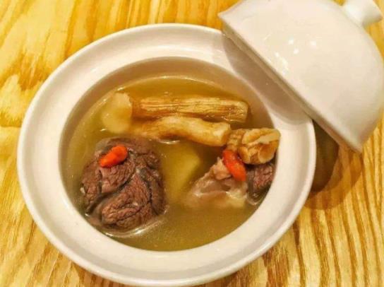 张启瑞健脾止泻汤治疗急性肠炎医案