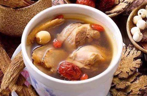 郭晓霞疏肝活血汤治疗酒渣鼻医案