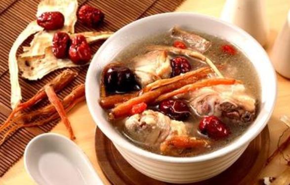 郝清香凉血四物汤治疗酒渣鼻医案