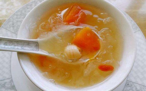 曹庆生槐地消银汤治疗银屑病医案