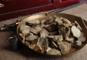 壁钱的别名是什么？壁钱学名药名又叫什么