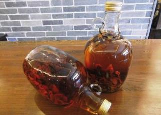 治疗产后腹痛喝什么药酒好？中药酒药材配方大全