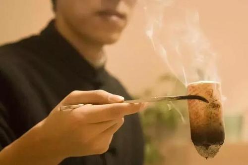 口疮艾灸有用吗？艾灸怎么调理？灸那几个部位？