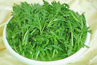 茼蒿的功效与作用禁忌_茼蒿禁忌人群与注意事项