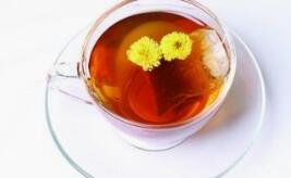 荠菜花泡水喝的作用与功效好处、用量_与什么一起泡茶比较好