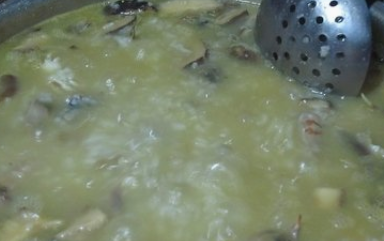 柏子仁粥的作用功效与做法_柏子仁粥的禁忌与注意事项