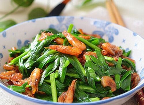 韭菜炒鲜虾的作用功效与做法_韭菜炒鲜虾怎么做