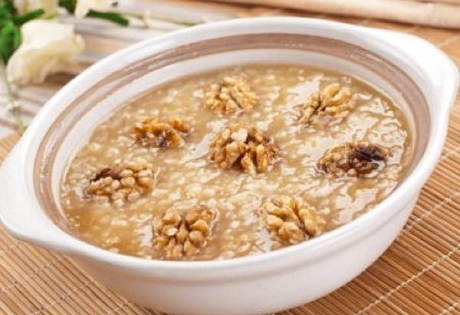 蜜枣核桃羹的作用功效与做法_蜜枣核桃羹怎么做