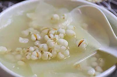 苡仁冬瓜汤的作用功效与做法_苡仁冬瓜汤怎么做