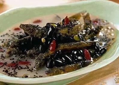 芝麻黑豆泥鳅汤的作用功效与做法_芝麻黑豆泥鳅汤怎么做