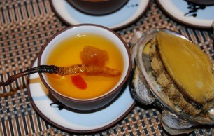 冬虫夏草茶的作用与功效、配方_冬虫夏草茶的泡法