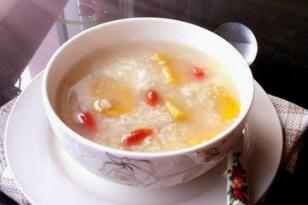 红薯粥的作用功效与做法_红薯粥怎么做