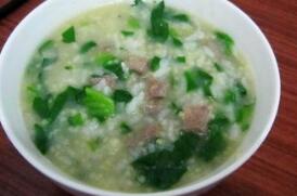 菠菜粥的作用功效与做法_菠菜粥怎么做