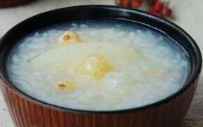 梨粥的作用功效与做法_梨粥怎么做