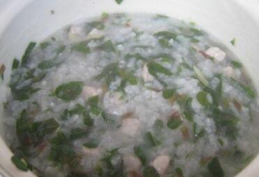 马齿苋粥的作用功效与做法_马齿苋粥怎么做