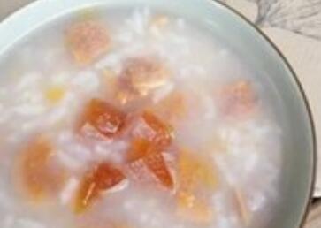柿饼粥的作用功效与做法_柿饼粥怎么做