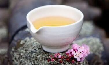 玫瑰花茶的与作用功效与配方_玫瑰花茶的制作方法