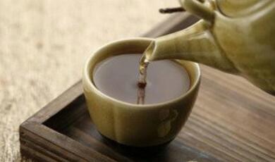 茅根鲜藕小蓟茶的与作用功效与配方_茅根鲜藕小蓟茶的制作方法