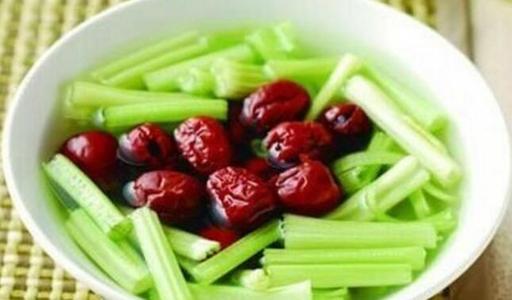 芹菜红枣汤的作用功效与做法_芹菜红枣汤怎么做