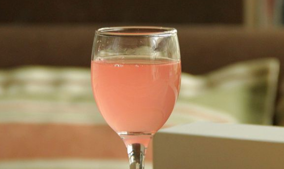 胡萝卜酒的功效与作用、酿制方法_胡萝卜酒的酿制不放白酒