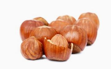 榛子的别名、保健功效与作用作用_榛子的食疗偏方与特点