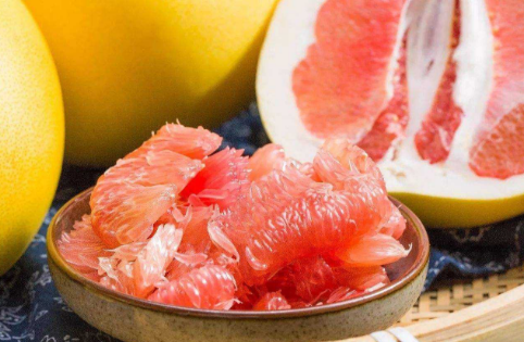 柚子酒怎么泡？自酿柚子酒的制作方法与作用功效