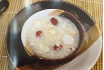 阿胶粥的适用与禁忌人群_哪些人适合吃 功能主治与作用功效