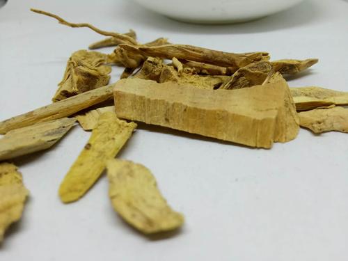 常山中毒症状与解毒措施_常山过敏的症状及处理