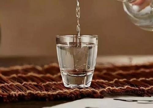 白酒的营养价值及功效与作用_有什么好处与禁忌食用方法