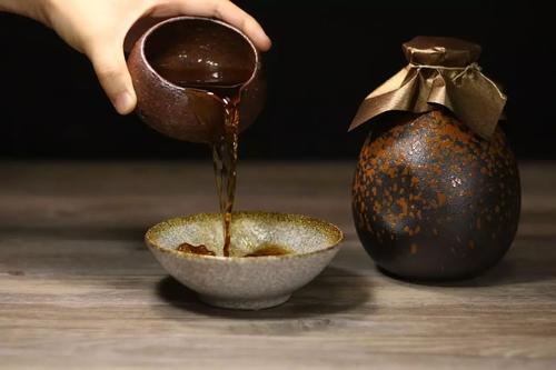 黄酒的营养价值及功效与作用_有什么好处与禁忌食用方法