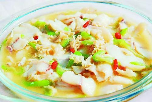 泥鳅炖豆腐的作用与功效、做法-养肝护肝功效与营养价值