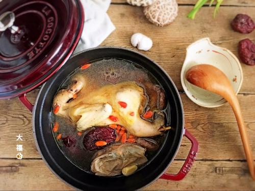 羚羊丝煲鲍鱼汤的作用与功效、做法-养肝护肝功效与营养价值