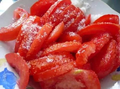 糖拌西红柿三高高血压能吃吗？作用与功效、做法、营养价值